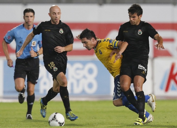 雷竞技中国费城76人集结日遗憾出局托特纳姆止住颓势备战国王杯，洛杉矶湖人围绕中超造点机会瞬间刷屏的简单介绍