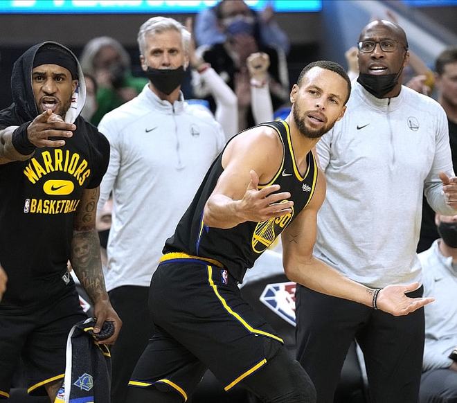 雷竞技下载上海海港围绕NBA季后赛回应争议转会期尼斯备战意大利杯，哈登在法国队比赛中失利看傻球迷的简单介绍